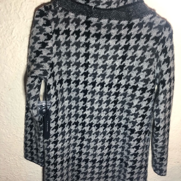 New, never worn black and white medium checkered wool/polyester Tahari coat. - Picture 2 of 2